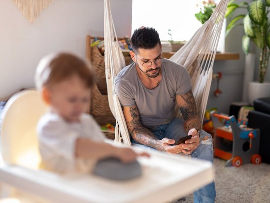 Haus-Familie-Wohnen-Umzug-mit-Kindern-Serie-34-40